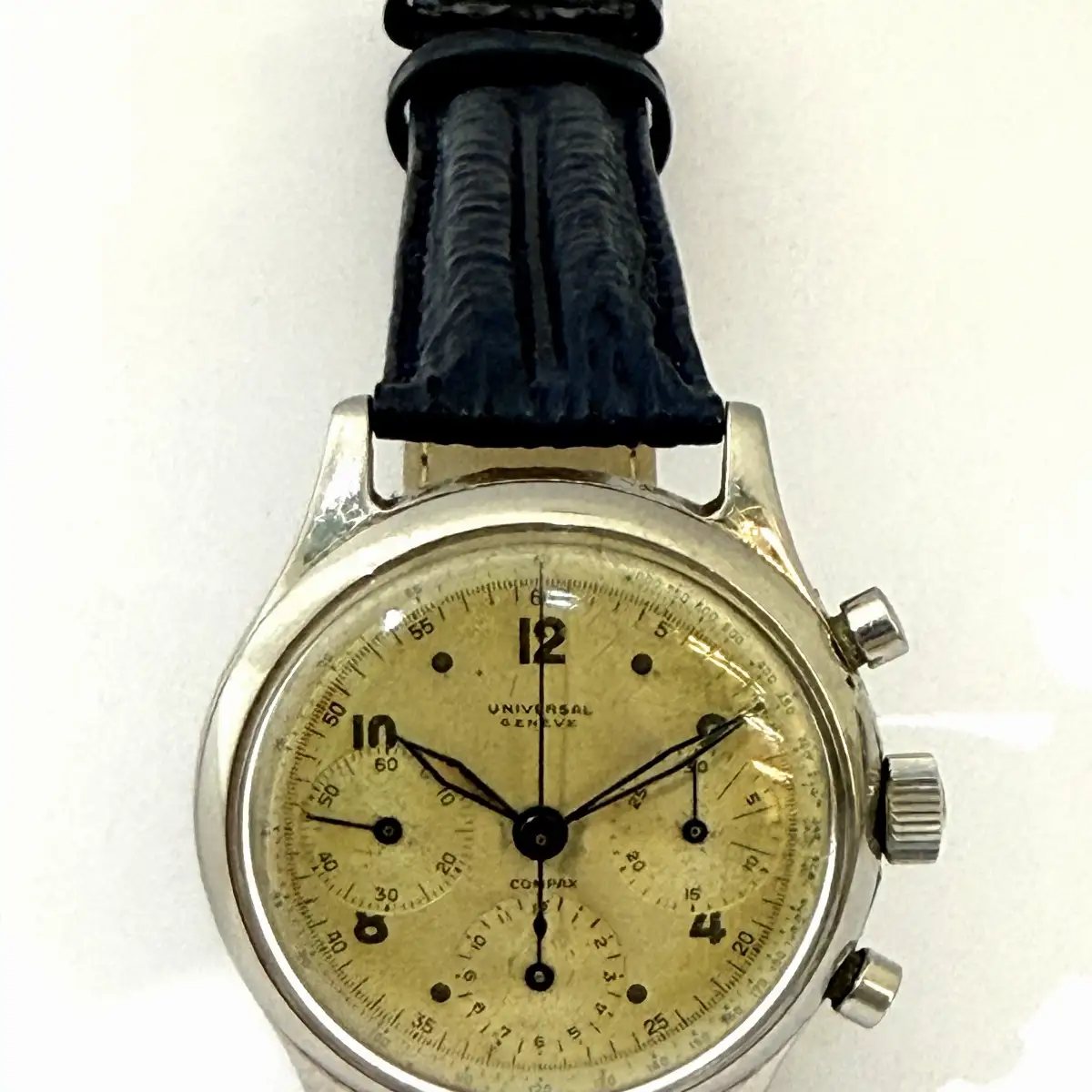 Universal Genève tri-compax cal 285